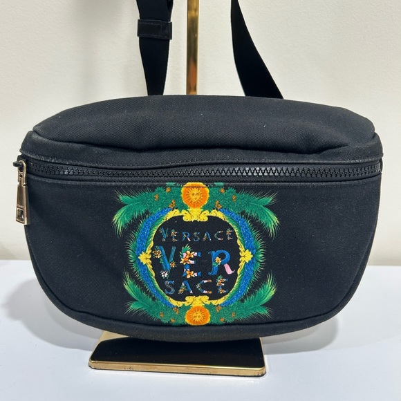 Versace Other - Versace rare Beverly Palm Miami belt bag